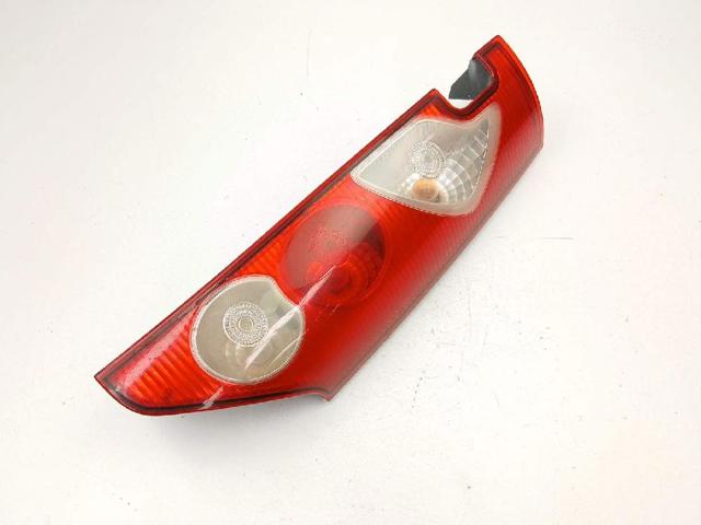 RENAULT 8200419952 Piloto trasero derecho comprar Barcelona