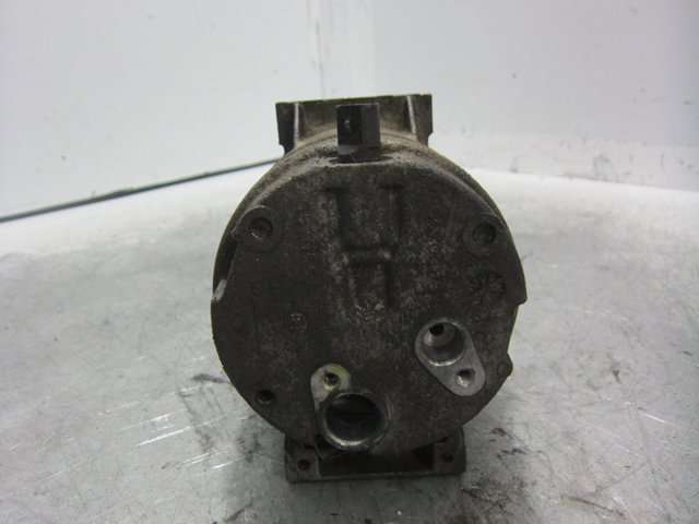 8200421410 RENAULT Compresor de aire acondicionado comprar Bilbao