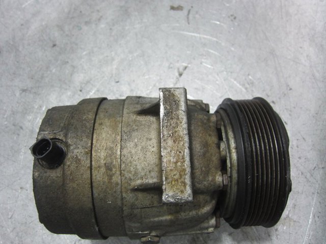 8200421410 RENAULT Compresor de aire acondicionado comprar Madrid