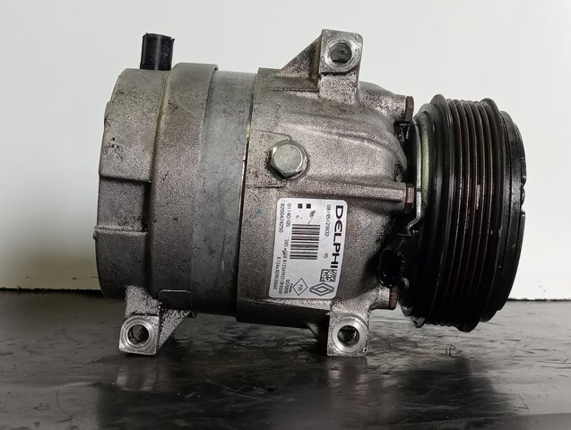 8200424250 RENAULT Compresor de aire acondicionado  disponible Alicante