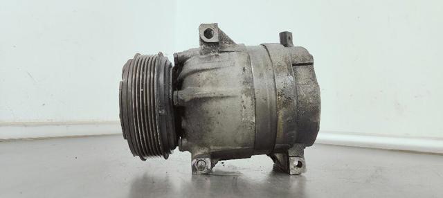 Compresor climatizador 8200424250 RENAULT