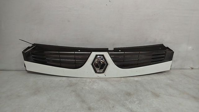 Rejilla delantera Renault Master II desde 69,70 €