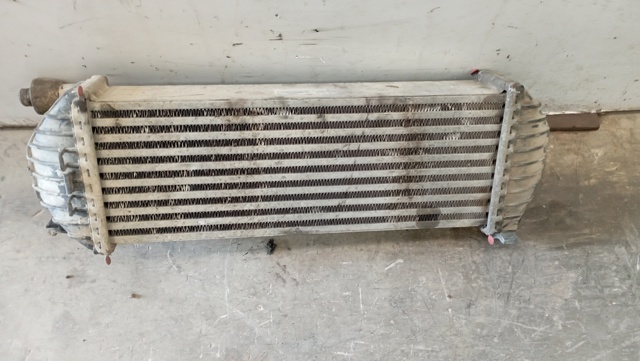 8200427469 RENAULT Intercooler  disponible Vigo