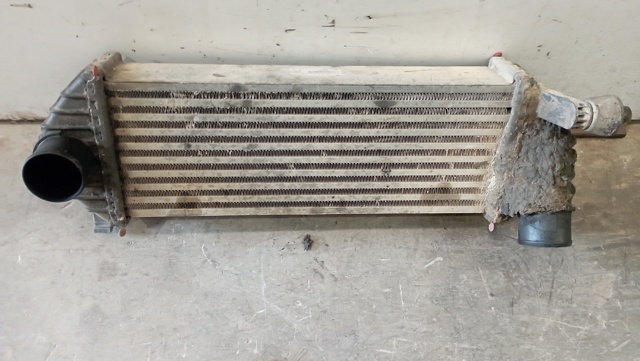 RENAULT 8200427469 Intercooler  en stock Valencia