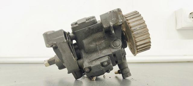 Bomba de alta presión Renault Laguna 3 BT0, BT1