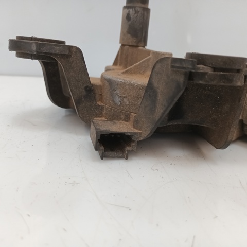 8200431392 Motor limpiaparabrisas, trasera  en stock Castellón