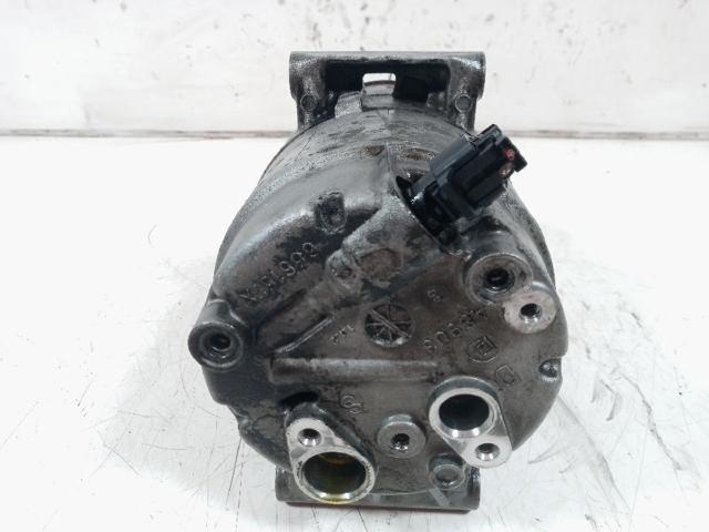 RENAULT 8200436108 Compresor de aire acondicionado  en stock Valencia