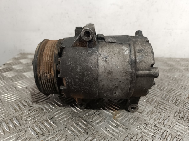 8200436108 RENAULT Compresor de aire acondicionado  comprar en Jaén