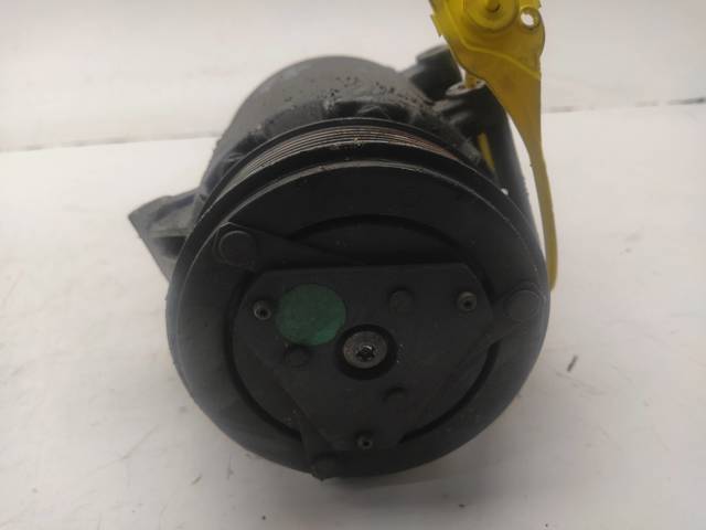 RENAULT 8200436108 Compresor de aire acondicionado comprar Barcelona