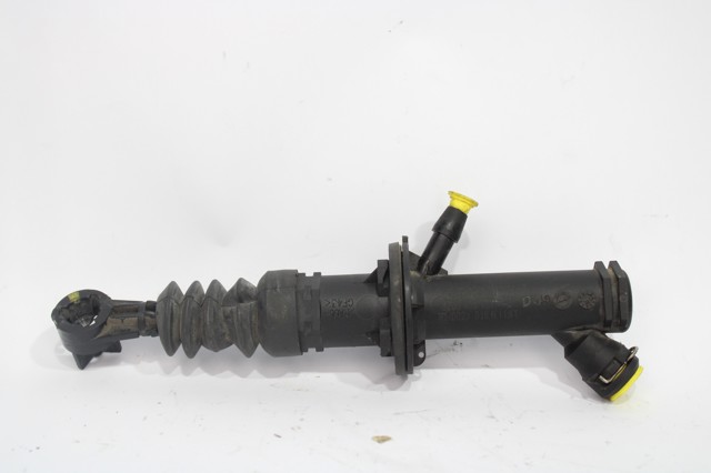 RENAULT 8200436137 Cilindro maestro de embrague comprar Tarragona