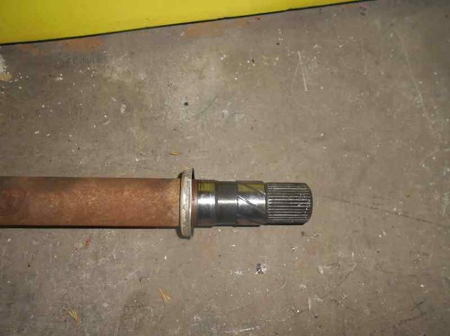 8200436366 RENAULT Semieje delantero derecho comprar Madrid