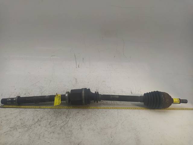 RENAULT 8200436366 Semieje delantero derecho  disponible Lugo