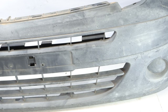 Parachoques delantero 8200436678 RENAULT