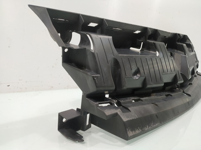 Soporte de parrilla del radiador 8200436706 RENAULT