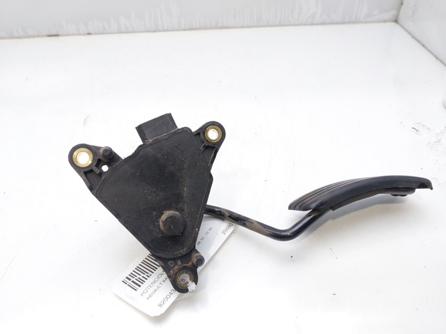 8200436878 RENAULT Pedal del acelerador  en stock Gandía