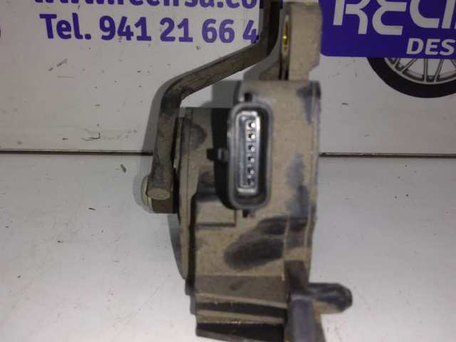 8200436878 Pedal del acelerador  en stock Granada
