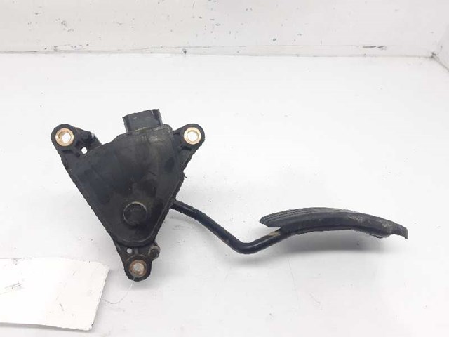 8200436878 Pedal del acelerador  en stock Sabadell