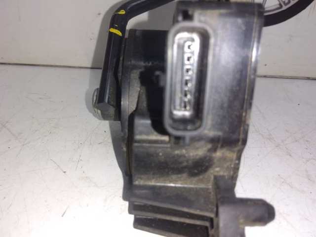 RENAULT 8200436878 Pedal del acelerador comprar Tarragona