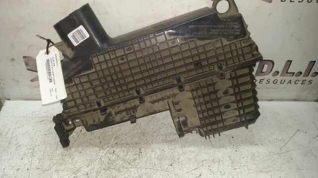 Caja del filtro de aire Renault Clio III hatchback comprar en España