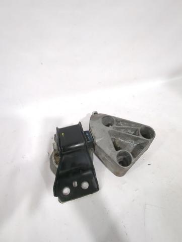 RENAULT 8200437464 Soporte de motor derecho  comprar en Ponferrada