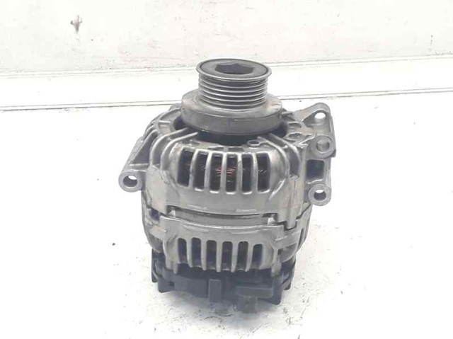 8200438148 RENAULT Alternador  disponible Alicante