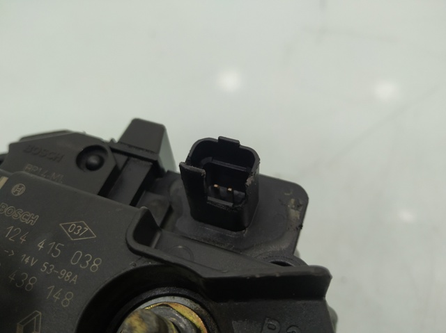8200438148 Alternador  comprar en Pontevedra