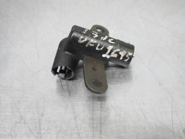 8200439315 RENAULT Sensor de posición del cigüeñal  comprar en Jaén