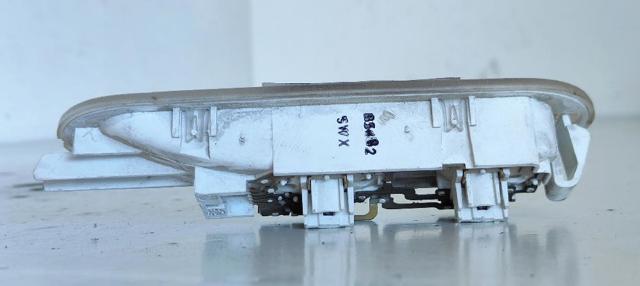RENAULT 8200439423 Luz de techo interior (cabina)  disponible España