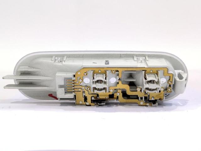 RENAULT 8200439423 Luz de techo interior (cabina)  comprar en Albacete