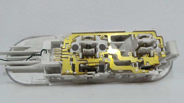 RENAULT 8200439423 Luz de techo interior (cabina)  en stock Valencia