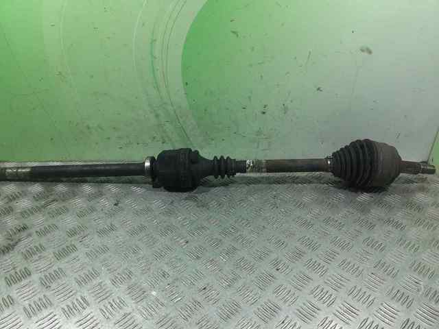 RENAULT 8200439891 Semieje delantero derecho  comprar en Ponferrada