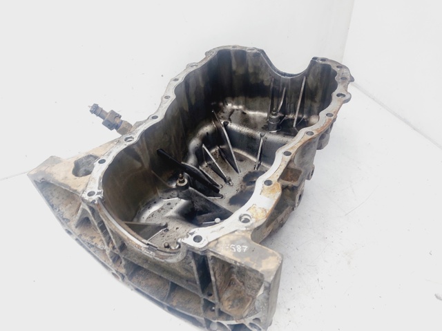 NISSAN 8200451325 Cárter de aceite del motor  en stock Terrassa