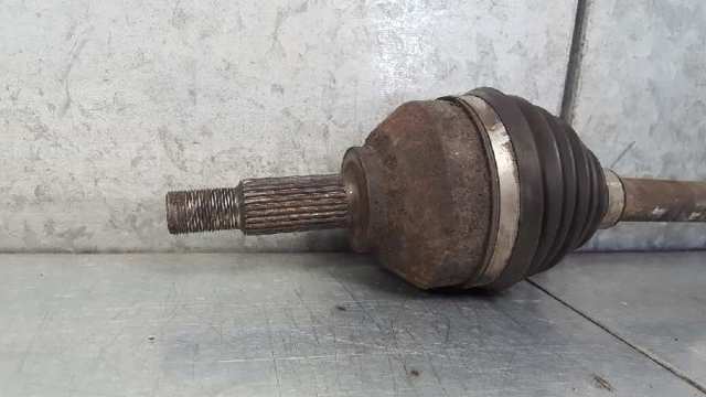 8200452268 RENAULT Semieje delantero derecho  comprar en Oviedo