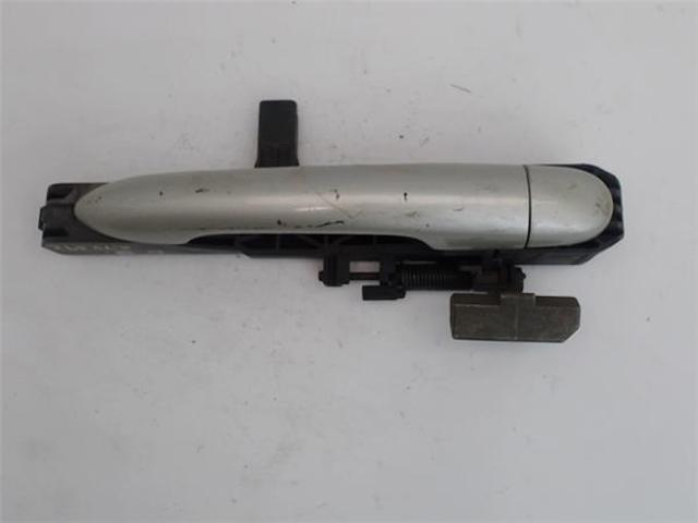 8200452520 RENAULT Soporte de manija exterior de puerta delantera derecha  comprar en Lleida