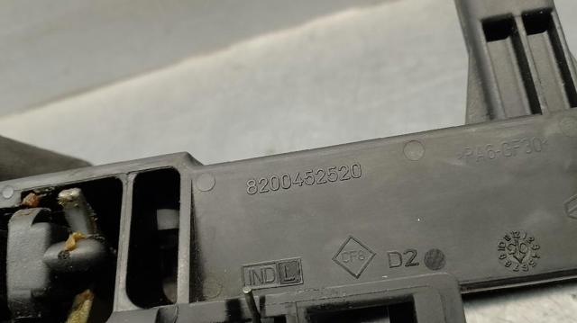 RENAULT 8200452520 Soporte de manija exterior de puerta delantera derecha  comprar en Murcia