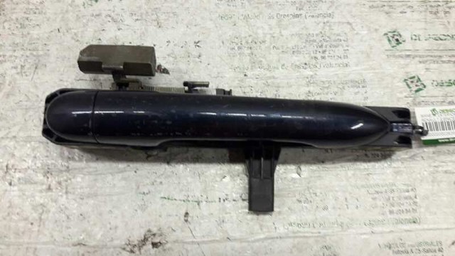 RENAULT 8200452520 Soporte de manija exterior de puerta delantera derecha  en stock Valencia
