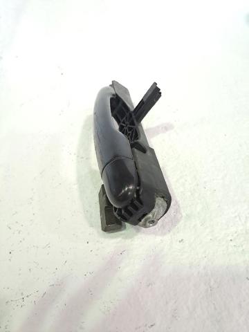 RENAULT 8200452520 Soporte de manija exterior de puerta delantera derecha  en stock Terrassa
