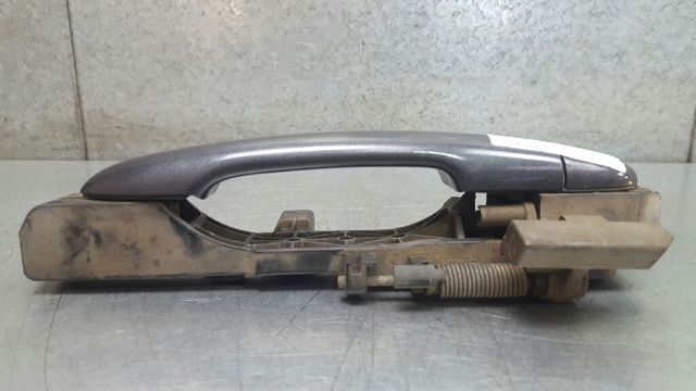 RENAULT 8200452520 Soporte de manija exterior de puerta delantera derecha  en stock Valencia