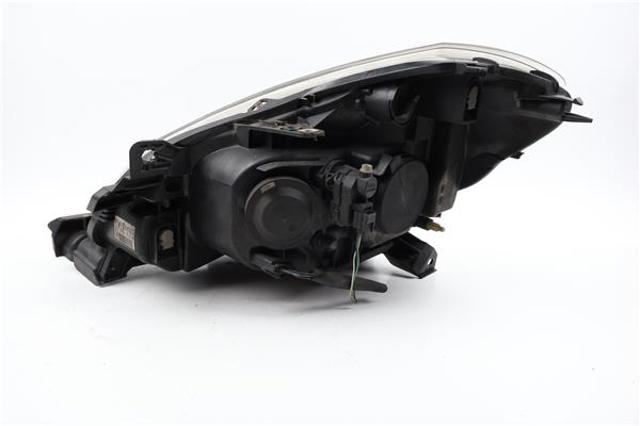 8200459823 RENAULT Faro derecho  en stock Huelva