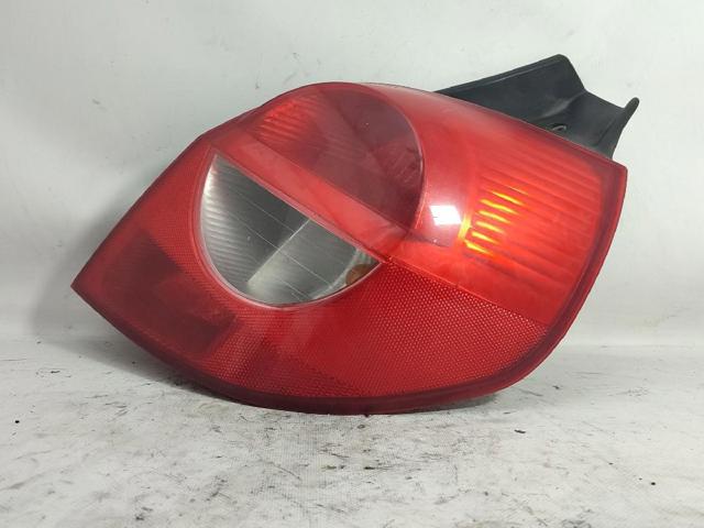 8200459960 Piloto trasero derecho comprar Sevilla