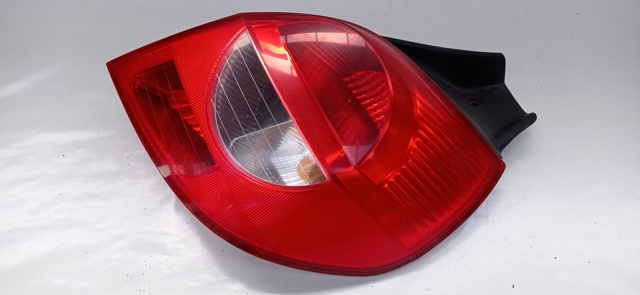 RENAULT 8200459960 Piloto trasero derecho comprar Pamplona