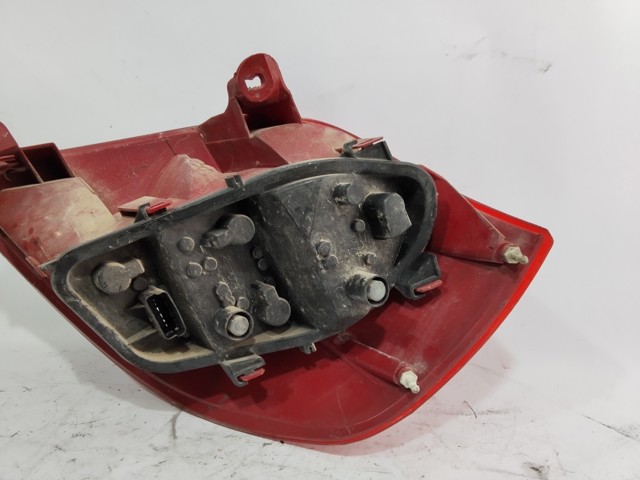 8200459962 Piloto trasero izquierdo  en stock Granada