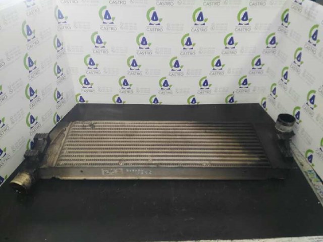 8200468425 RENAULT Intercooler  disponible Vigo