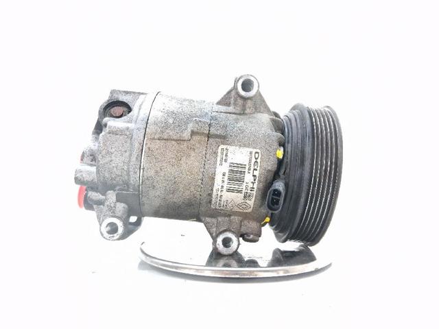 RENAULT 8200470242 Compresor de aire acondicionado  en stock Salamanca