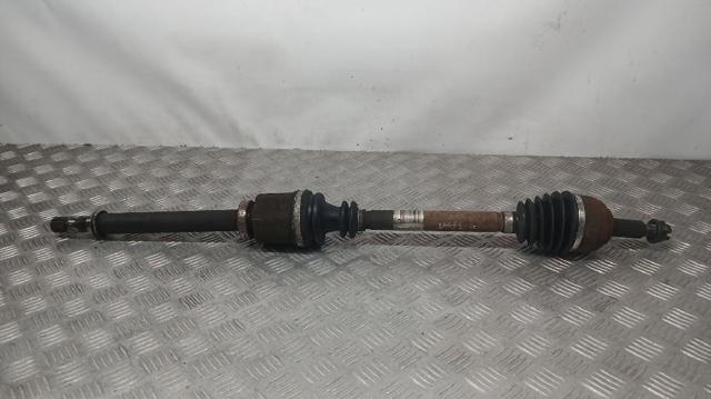 8200472158 RENAULT Semieje delantero derecho  comprar en Lleida
