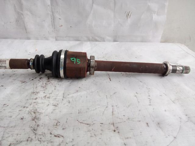 RENAULT 8200472158 Semieje delantero derecho  en stock Salamanca