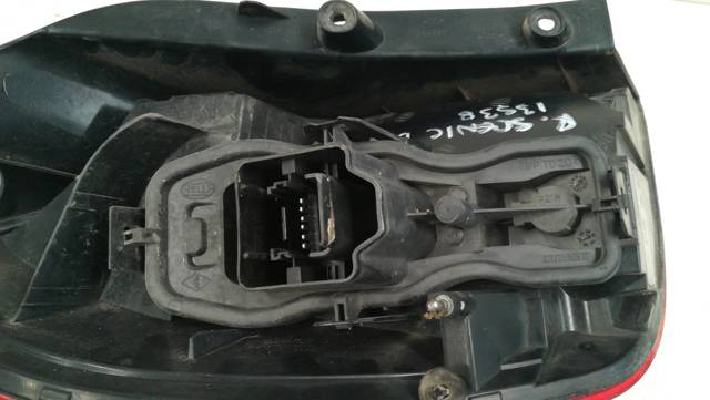 8200474327 Piloto trasero derecho  comprar en Zaragoza