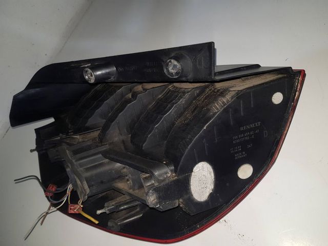 8200474327 RENAULT Piloto trasero derecho  disponible Alicante
