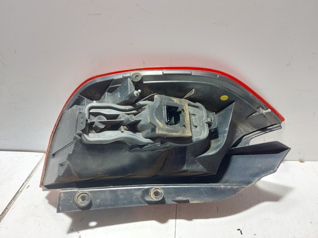 8200474328 RENAULT Piloto trasero izquierdo  en stock Huelva