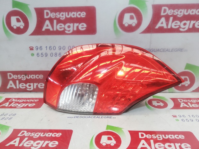 RENAULT 8200474328 Piloto trasero izquierdo  comprar en Ponferrada